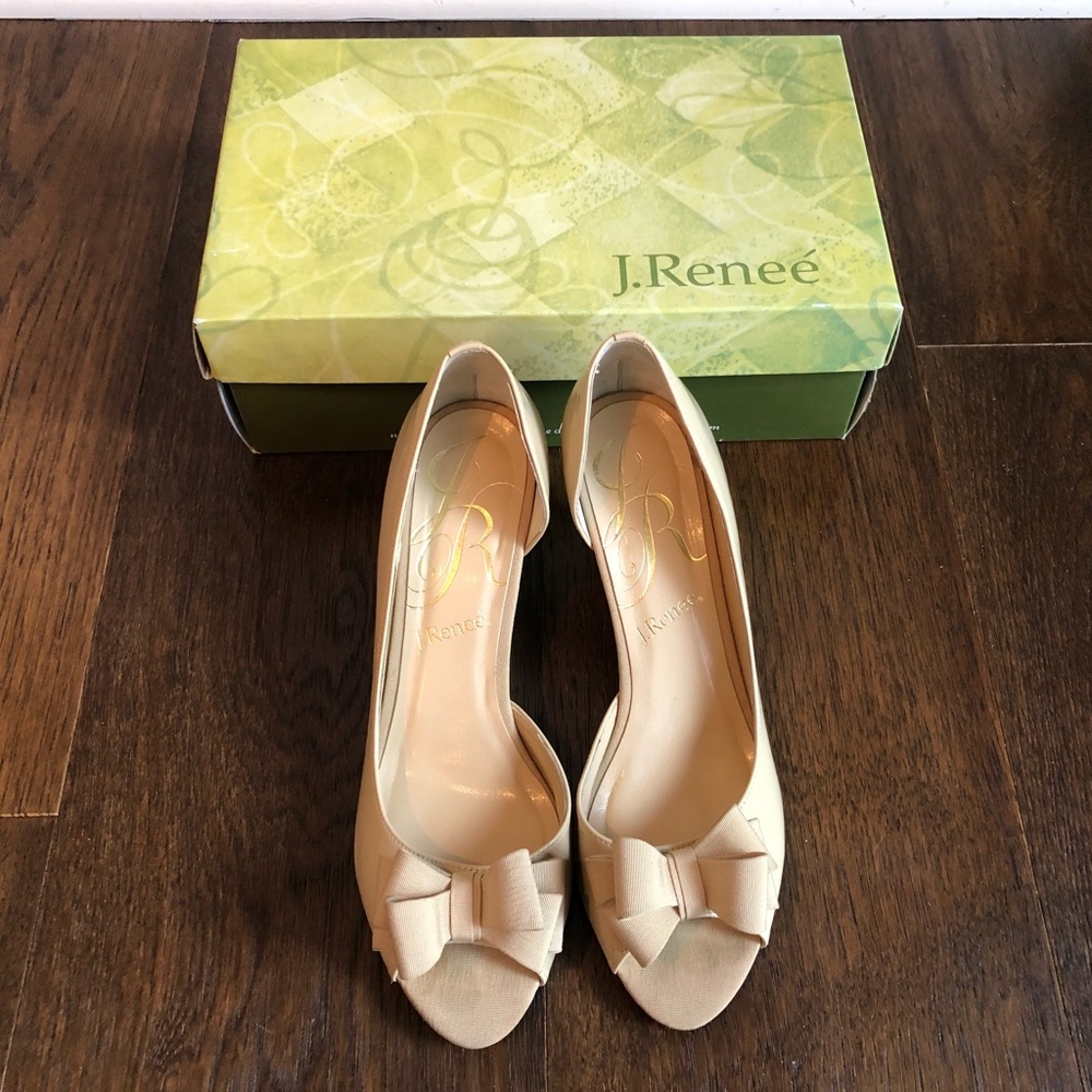 J.Renee Chrissy patent leather Wedges size 10